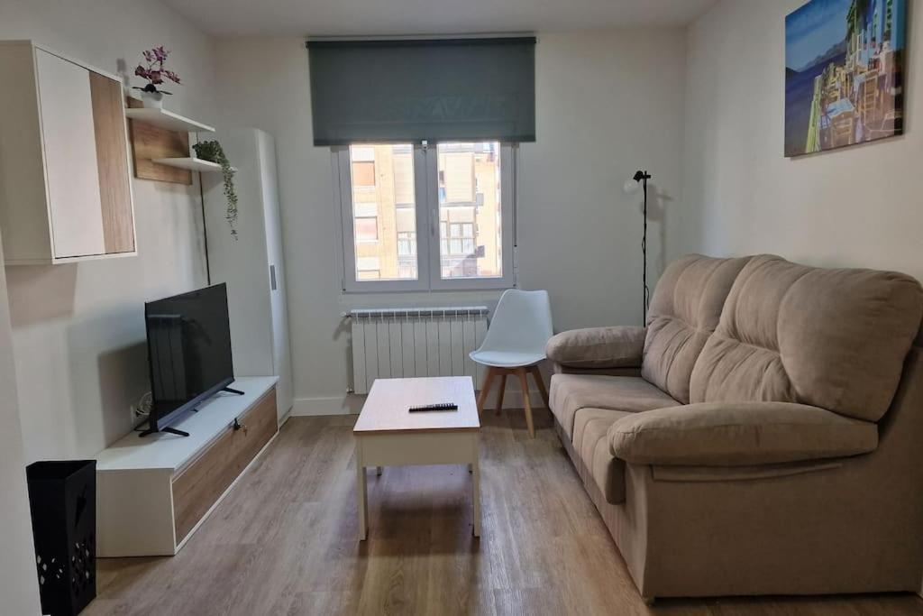Apartamento Aires De Tineo Oviedo Exteriér fotografie